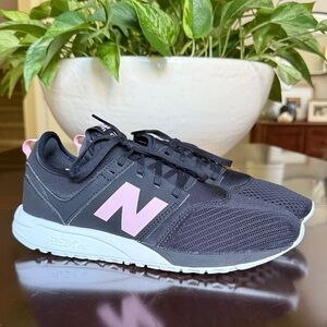 New Balance 247 Women’s 8 Black Pink